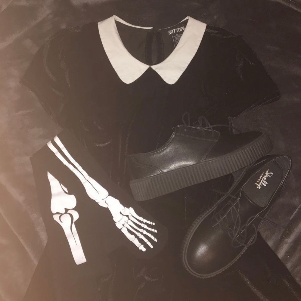 Hot Topic Black Velvet Wednesday Addams Dress